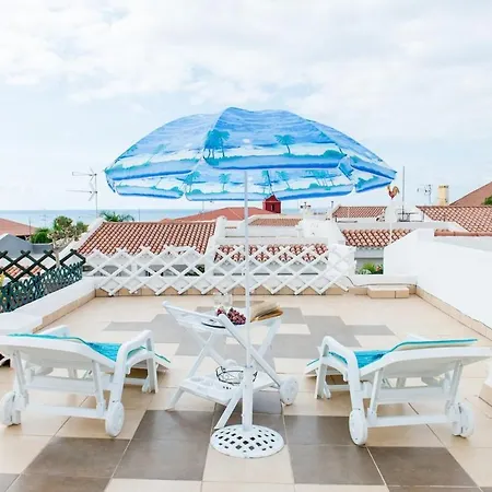 Ocean, Sun & Silence, Pool & Parking, Americas * 阿德耶