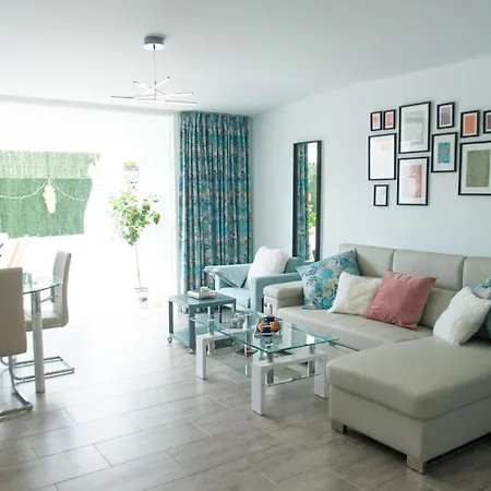 Ocean, Sun & Silence, Pool & Parking, Americas * Costa Adeje (Tenerife)