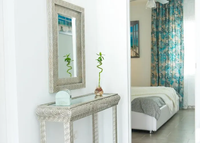 Apartment Ocean, Sun & Silence, Pool & Parking, Americas *