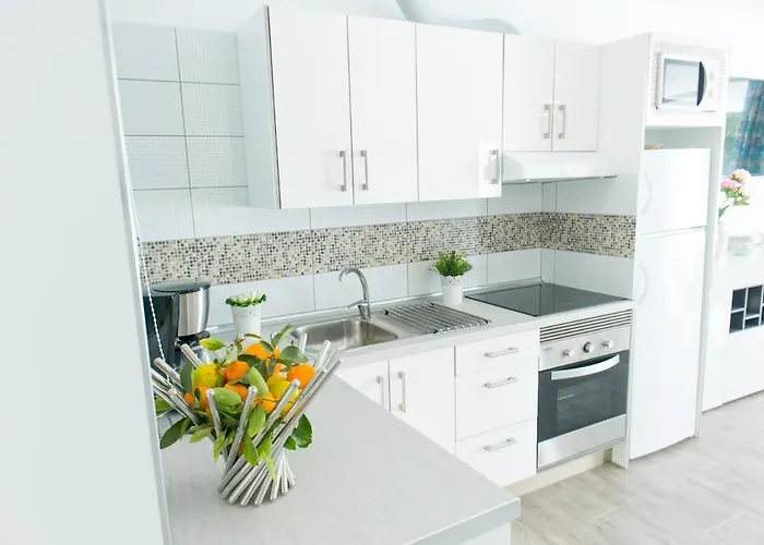 Apartment Ocean, Sun & Silence, Pool & Parking, Americas