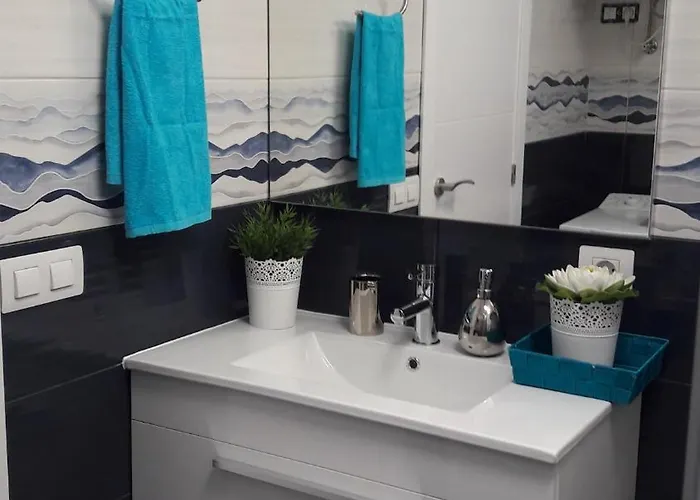 Ocean, Sun & Silence, Pool & Parking, Americas * Costa Adeje (Tenerife)